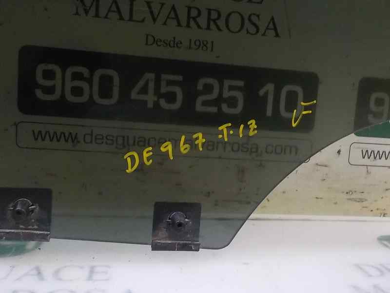 Recambio de cristal puerta trasero izquierdo para renault captur 1.2 tce energy referencia OEM IAM 823019416R  