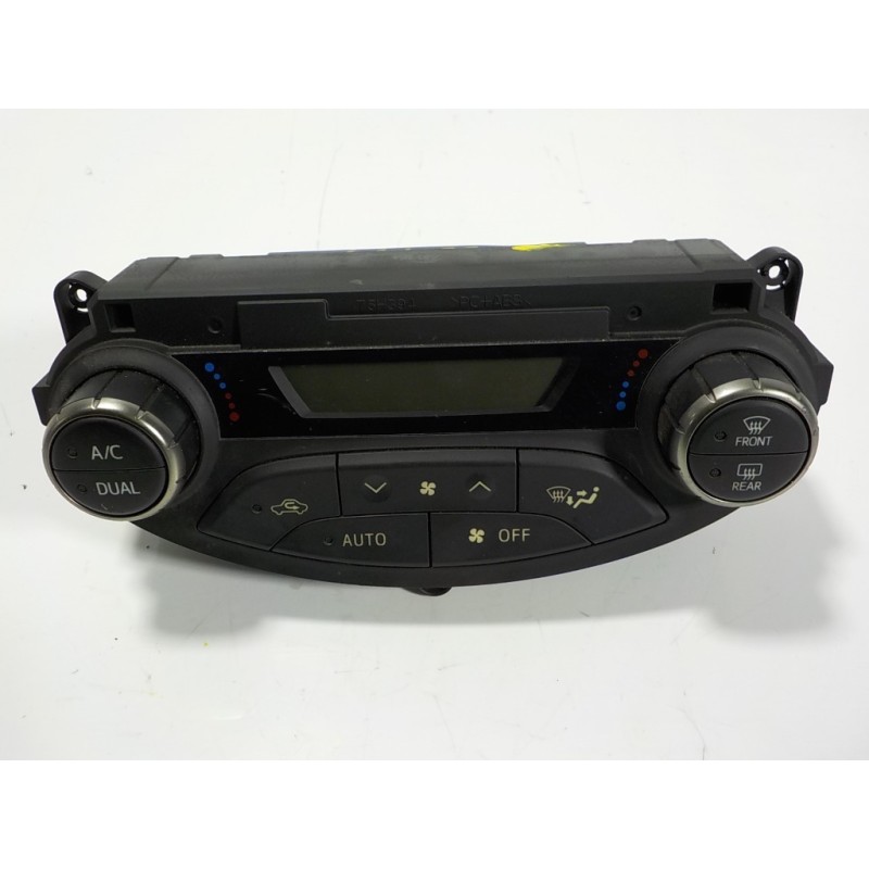 Recambio de mando climatizador para toyota yaris hybrid active referencia OEM IAM 559000D800C1 559000D800 