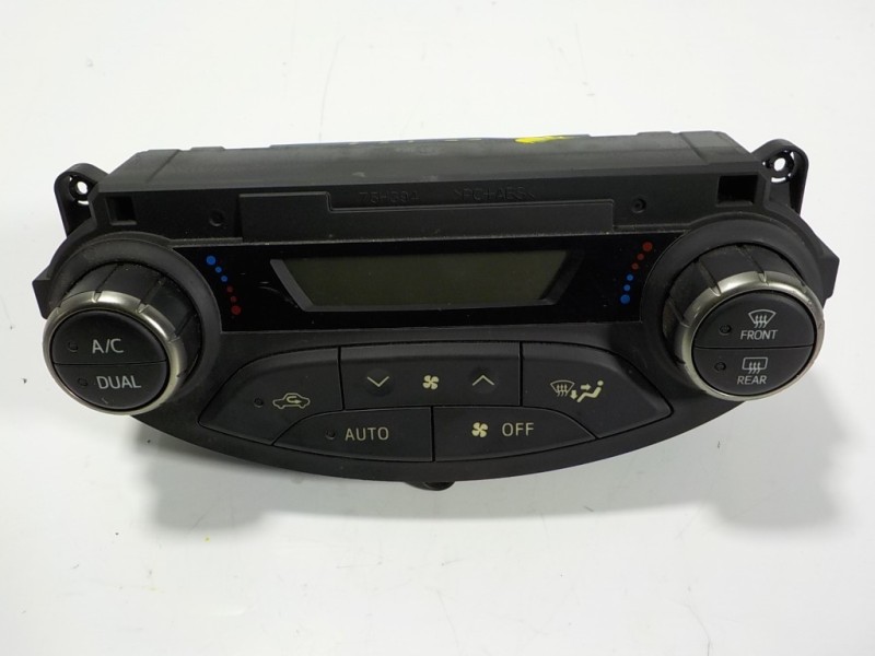 Recambio de mando climatizador para toyota yaris hybrid active referencia OEM IAM 559000D800C1 559000D800 