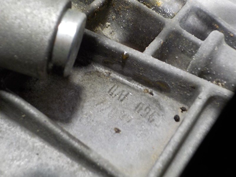 Recambio de caja cambios para skoda fabia 1.0 mpi referencia OEM IAM 0CF300044D QAE 