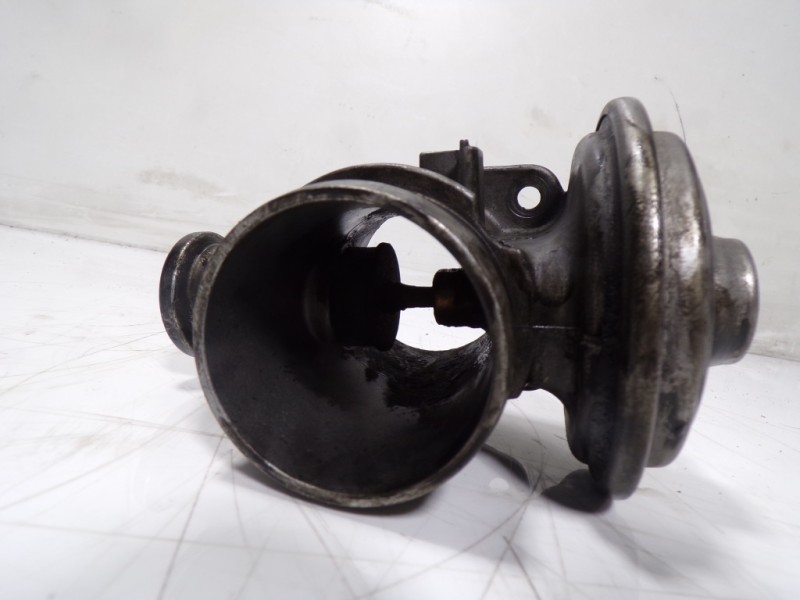 Recambio de valvula egr para bmw x5 (e53) 3.0 24v turbodiesel cat referencia OEM IAM 11717804378 3187785452 