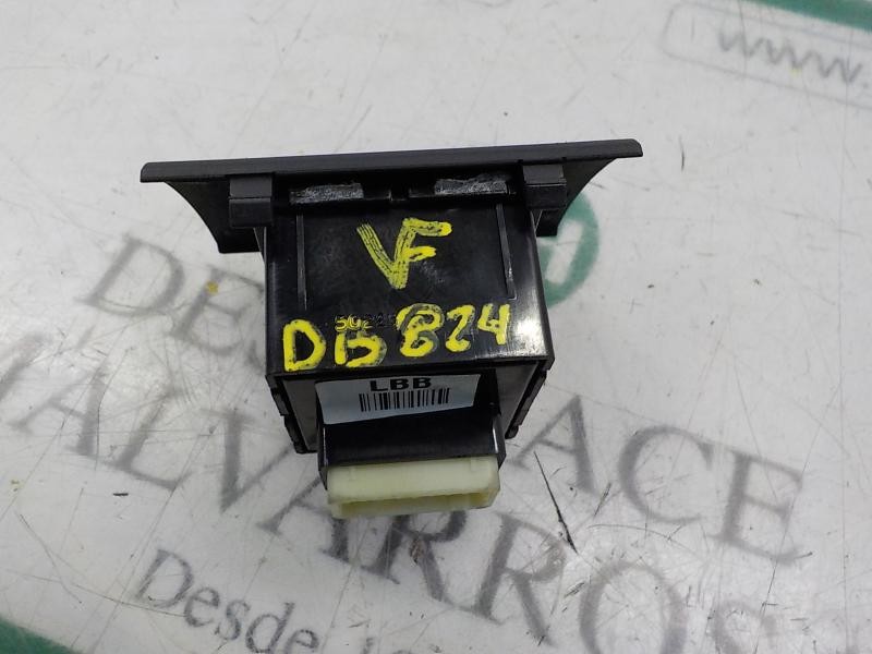 Recambio de warning para kia rio concept referencia OEM IAM 937701WBB0  