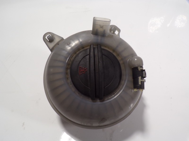 Recambio de deposito expansion para volkswagen golf vii lim. 1.6 tdi dpf referencia OEM IAM 5Q0121407G  