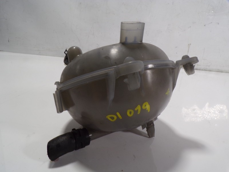 Recambio de deposito expansion para volkswagen golf vii lim. 1.6 tdi dpf referencia OEM IAM 5Q0121407G  