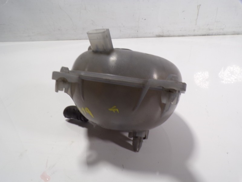 Recambio de deposito expansion para volkswagen golf vii lim. 1.6 tdi dpf referencia OEM IAM 5Q0121407G  