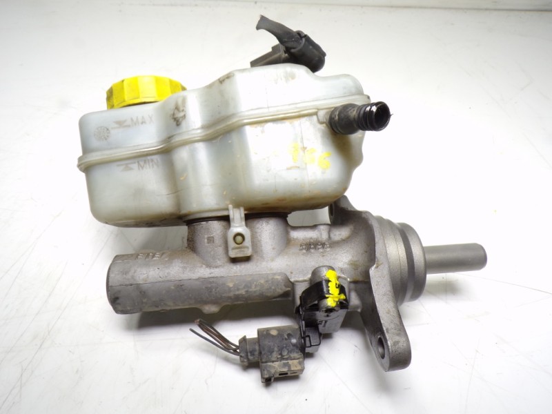 Recambio de bomba freno para skoda rapid 1.6 tdi dpf referencia OEM IAM 6R1611019D 6R0611301A 