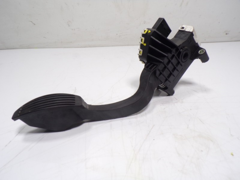 Recambio de potenciometro pedal para fiat nuova 500 (150) 1.2 cat referencia OEM IAM 52054094  