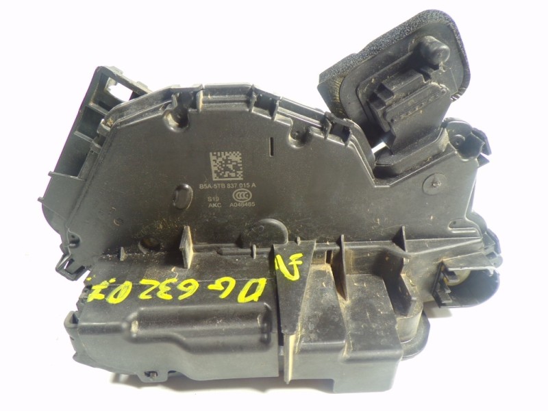 Recambio de cerradura puerta delantera izquierda para skoda fabia 1.0 mpi referencia OEM IAM 5TB837015A 5TB837015A 