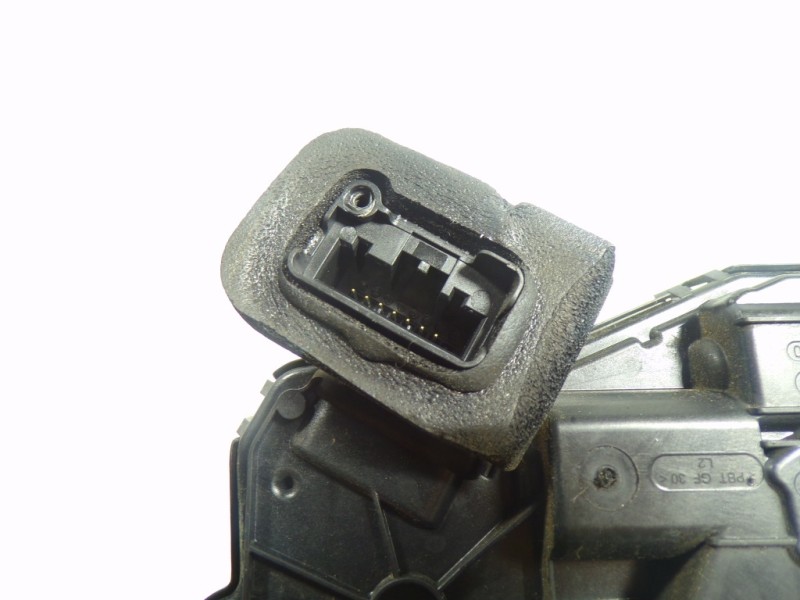 Recambio de cerradura puerta delantera izquierda para skoda fabia 1.0 mpi referencia OEM IAM 5TB837015A 5TB837015A 