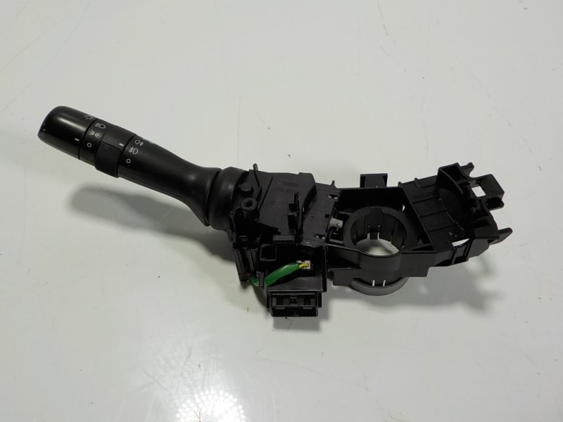 Recambio de mando luces para toyota yaris hybrid active referencia OEM IAM 841400D300 173832 