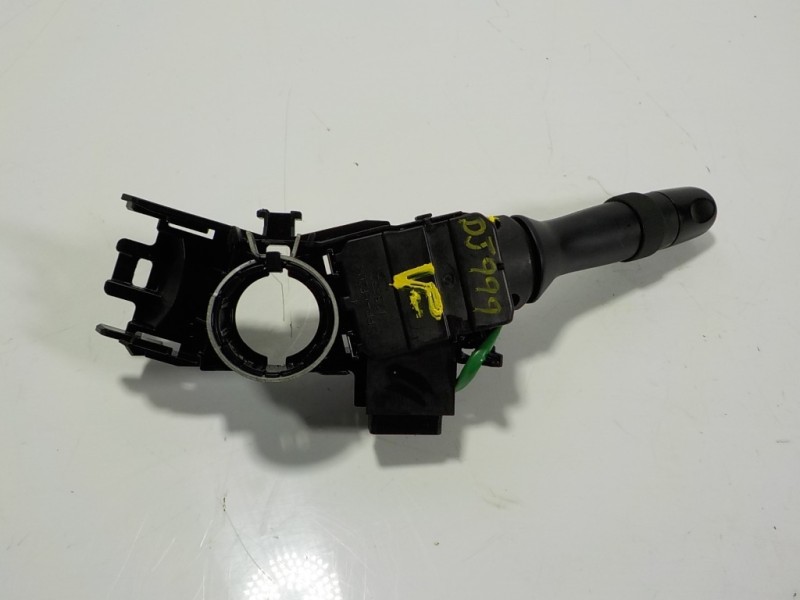 Recambio de mando luces para toyota yaris hybrid active referencia OEM IAM 841400D300 173832 