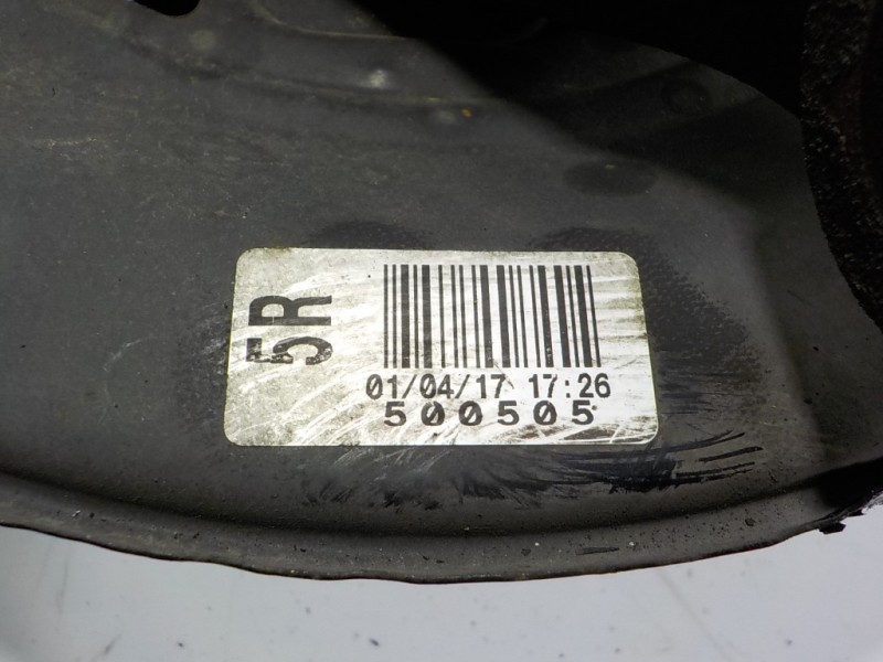 Recambio de mangueta delantera derecha para toyota yaris hybrid active referencia OEM IAM 432110D230 500505 