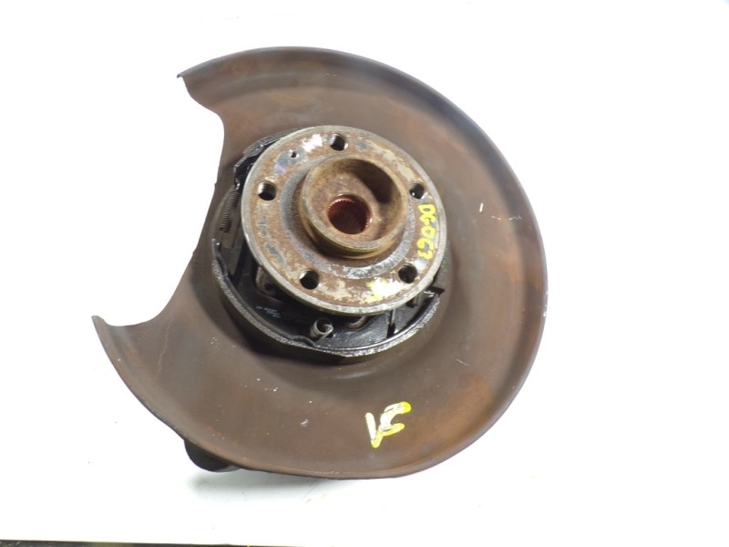 Recambio de mangueta trasera izquierda para volvo xc90 2.4 diesel cat referencia OEM IAM 31277991  