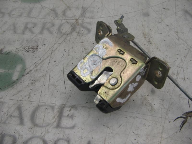 Recambio de cerradura maletero / porton para opel corsa b 1.2 referencia OEM IAM   