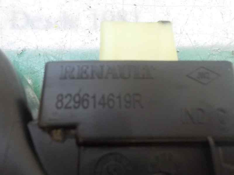 Recambio de mando elevalunas trasero derecho para renault captur 1.2 tce energy referencia OEM IAM 254218614R 829614619R 