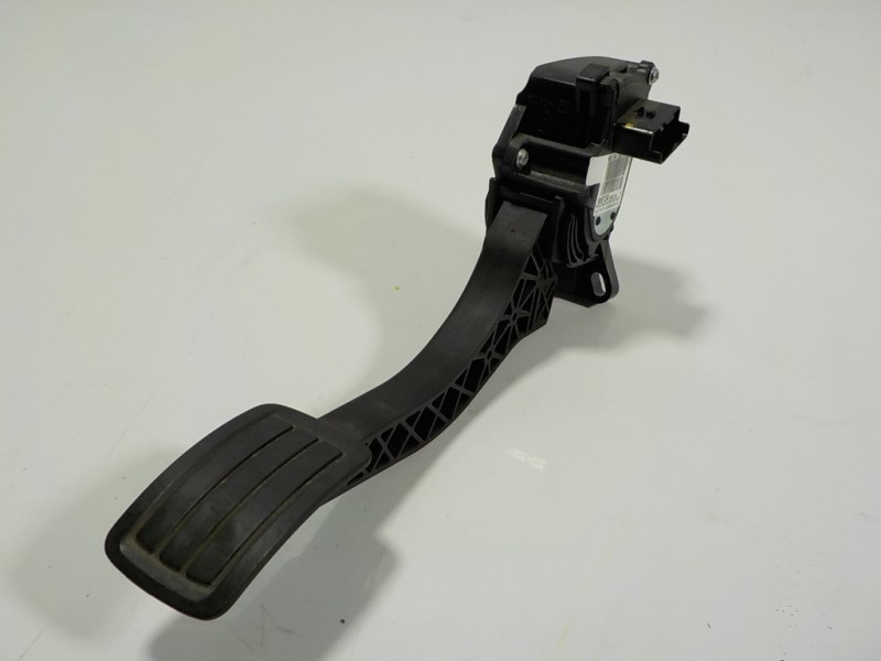 Recambio de potenciometro pedal para peugeot 508 sw 1.5 blue-hdi fap referencia OEM IAM 9674829180 9674829180 