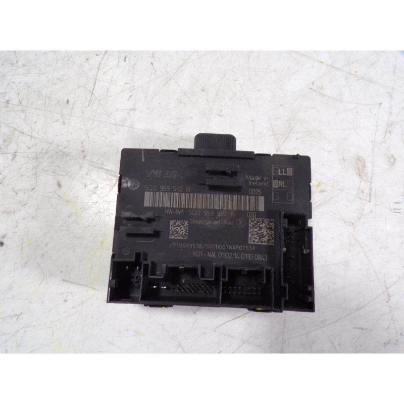 Recambio de modulo electronico para audi a3 sportback (8va) 1.6 tdi referencia OEM IAM 5Q0959592BZ00 5Q0959592B 