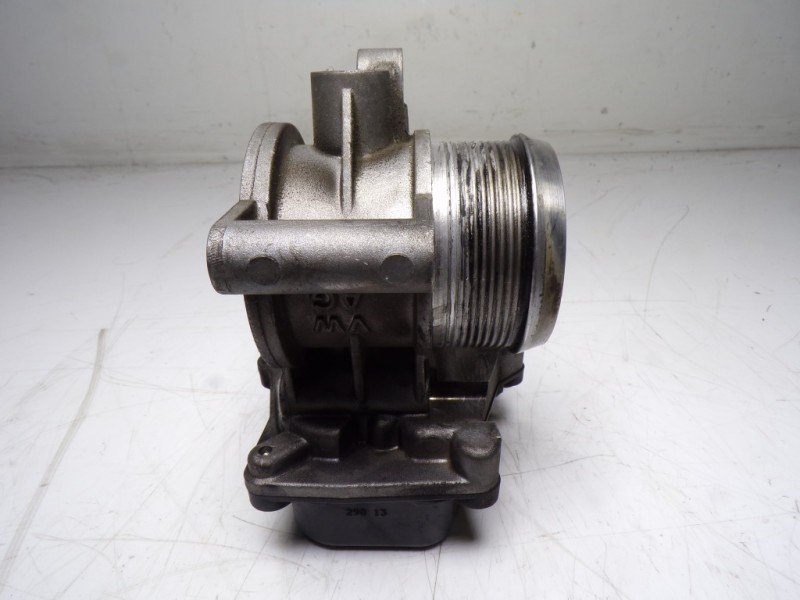 Recambio de caja mariposa para skoda rapid 1.6 tdi dpf referencia OEM IAM 03L128063AD 03L128063AD 