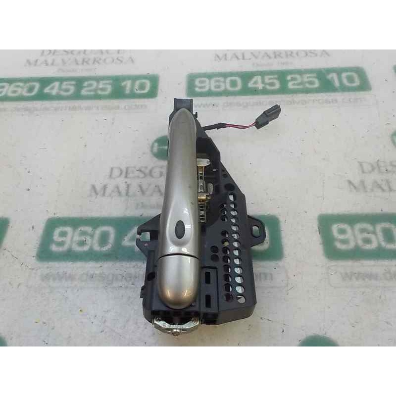 Recambio de maneta exterior delantera derecha para renault captur 1.2 tce energy referencia OEM IAM 806706656R 806068462R 