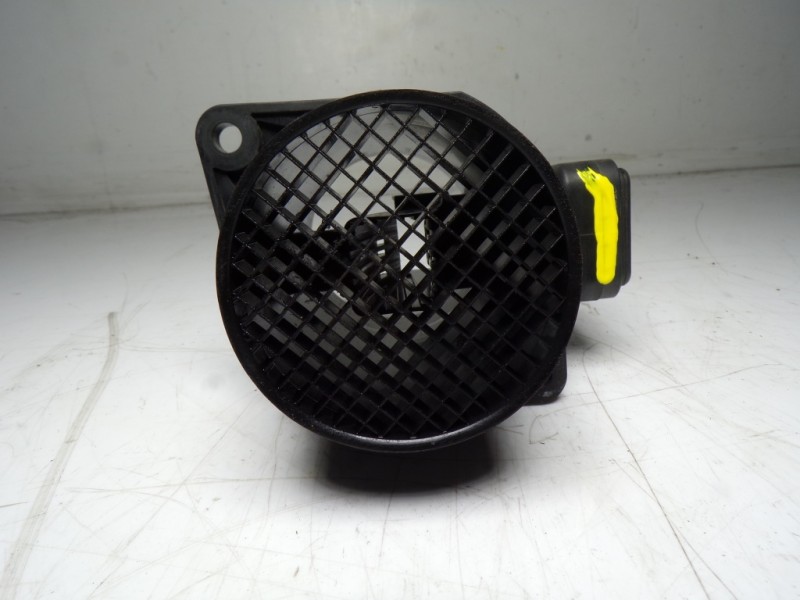 Recambio de caudalimetro para skoda rapid 1.6 tdi dpf referencia OEM IAM 03L906461 03L906461 