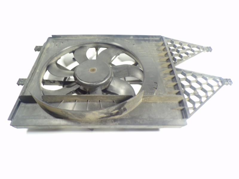 Recambio de electroventilador para skoda fabia 1.0 mpi referencia OEM IAM 6R0959455E 6R0959455E 048535067A