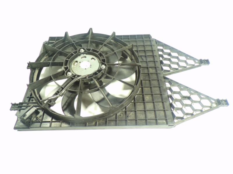 Recambio de electroventilador para skoda fabia 1.0 mpi referencia OEM IAM 6R0959455E 6R0959455E 048535067A
