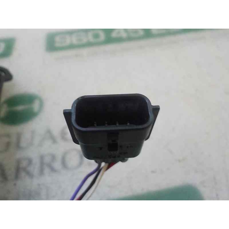 Recambio de maneta exterior delantera derecha para renault captur 1.2 tce energy referencia OEM IAM 806706656R 806068462R 