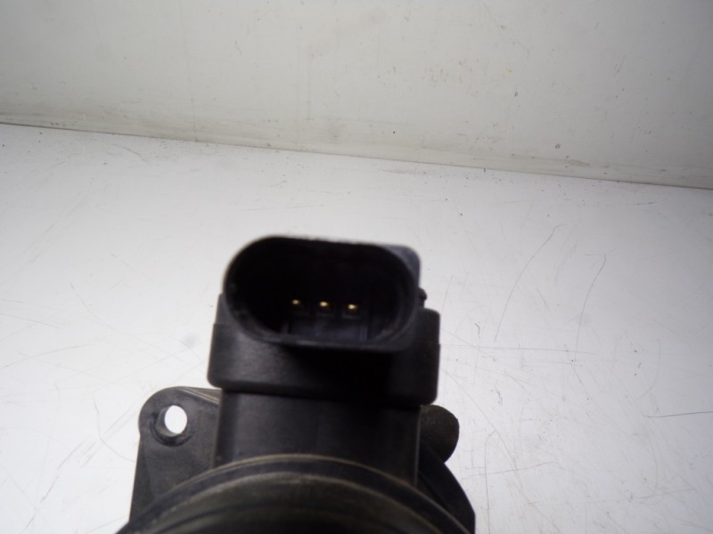 Recambio de caudalimetro para skoda rapid 1.6 tdi dpf referencia OEM IAM 03L906461 03L906461 