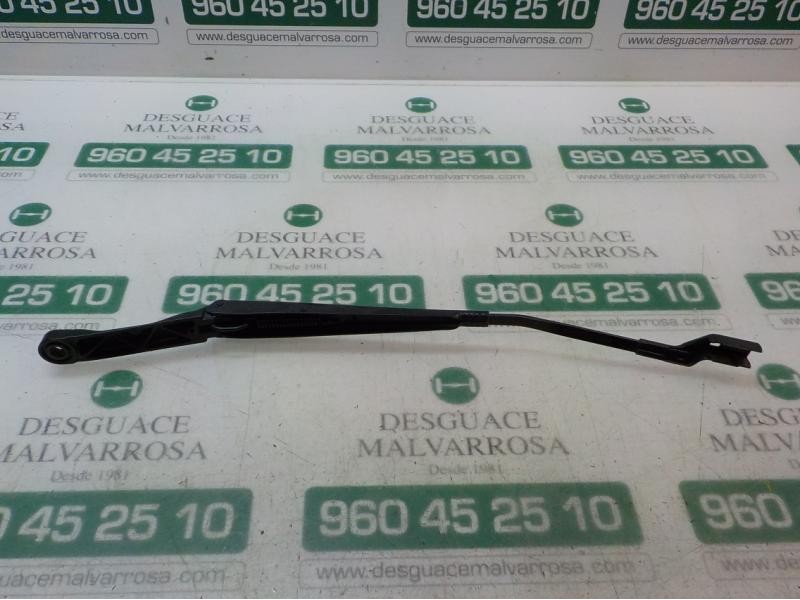 Recambio de brazo limpia delantero izquierdo para opel astra j lim. selective referencia OEM IAM 13289888  