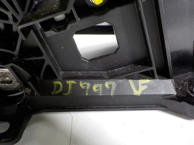 Recambio de palanca cambio para toyota yaris hybrid active referencia OEM IAM 3356052620 H0416Y031 H0416Y031