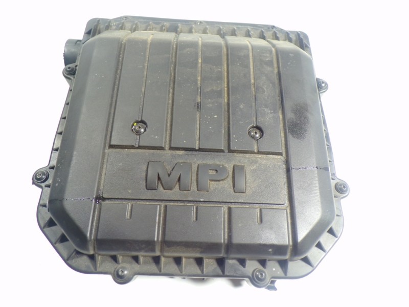 Recambio de filtro aire para skoda fabia 1.0 mpi referencia OEM IAM 04C129611J  