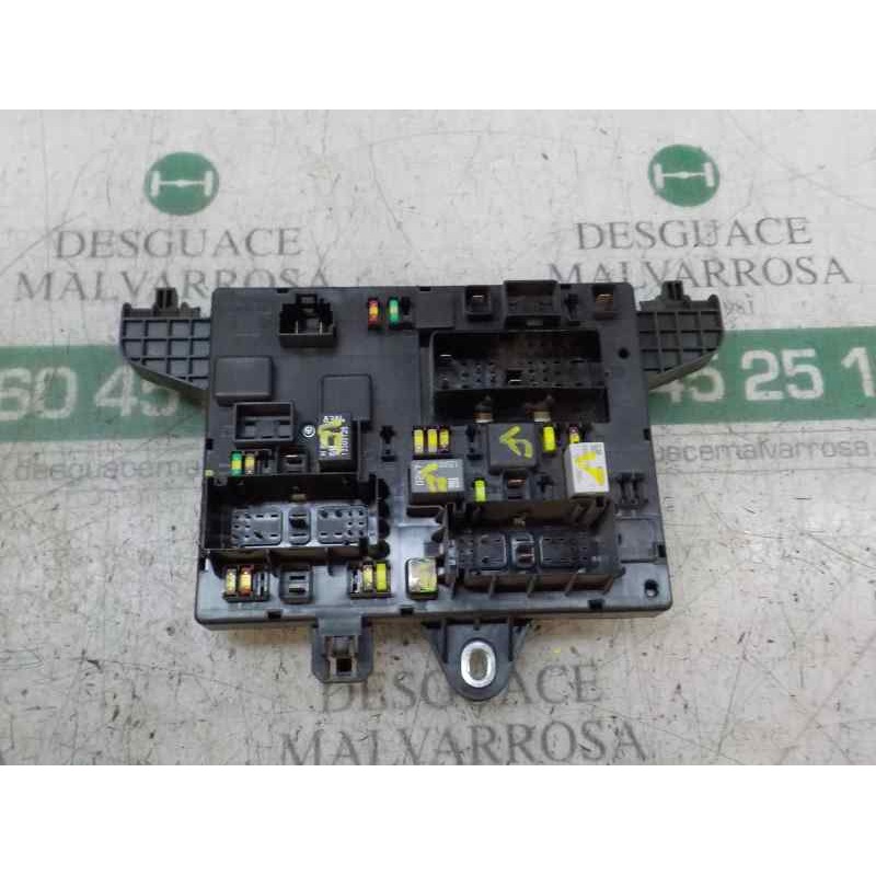 Recambio de caja reles / fusibles para opel zafira tourer 2.0 cdti cat referencia OEM IAM 20957185 20957185 