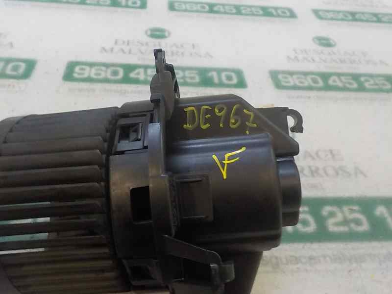 Recambio de motor calefaccion para renault captur 1.2 tce energy referencia OEM IAM 272101005R 5P3730000 5P3730000