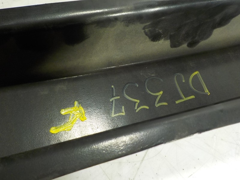 Recambio de refuerzo paragolpes delantero para skoda rapid 1.6 tdi dpf referencia OEM IAM 5JA807109C  