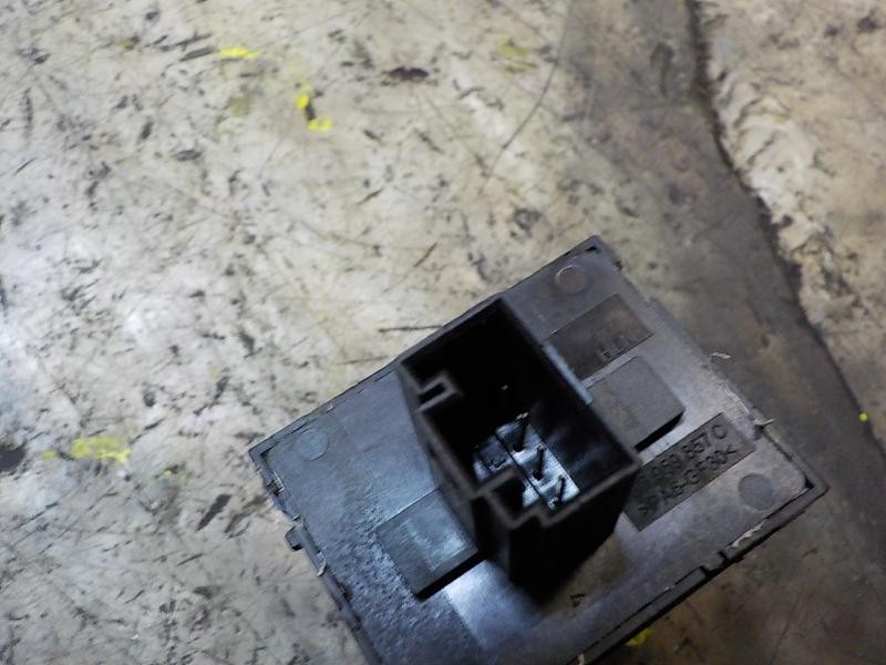 Recambio de mando elevalunas delantero izquierdo para seat ibiza (6j5) stylance / style referencia OEM IAM 1K3959857CREH  