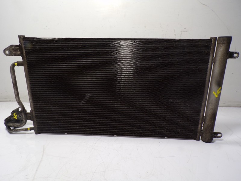 Recambio de condensador aire acondicionado para skoda rapid 1.6 tdi dpf referencia OEM IAM 6C0816411B 6R0816411 