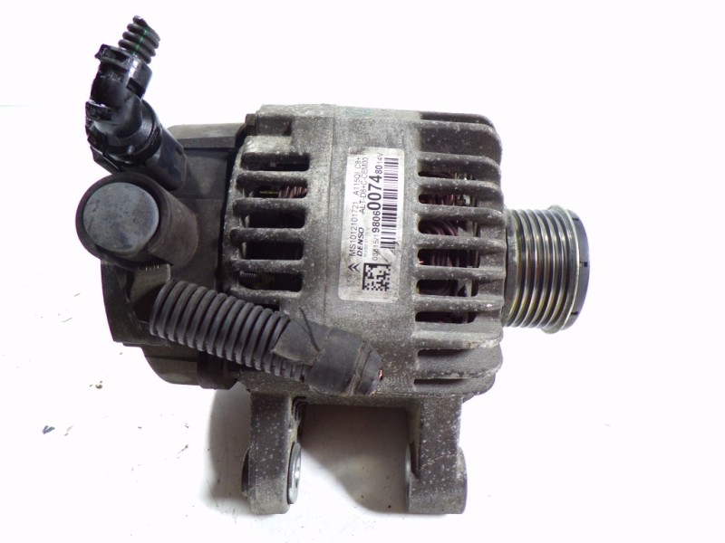 Recambio de alternador para peugeot 208 1.2 12v e-vti referencia OEM IAM 9806007480 9806007480 
