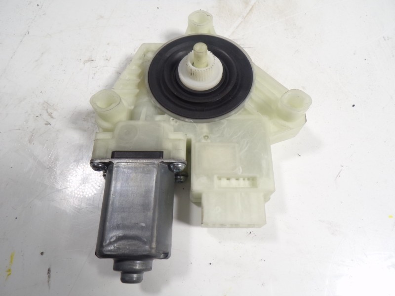 Recambio de motor elevalunas trasero izquierdo para skoda fabia 1.0 mpi referencia OEM IAM 6V0959811A 6V0959811A 