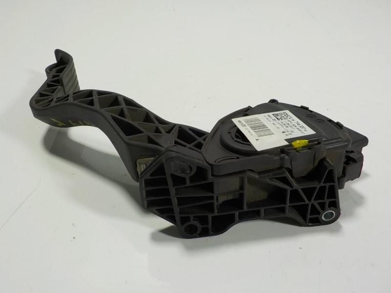 Recambio de potenciometro pedal para peugeot 2008 (--.2013) 1.6 blue-hdi fap referencia OEM IAM 1601CW 9671433780 