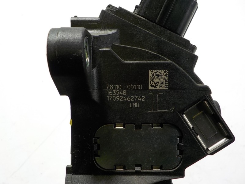Recambio de potenciometro pedal para toyota yaris hybrid active referencia OEM IAM 781100D110 781100D110 17092462742