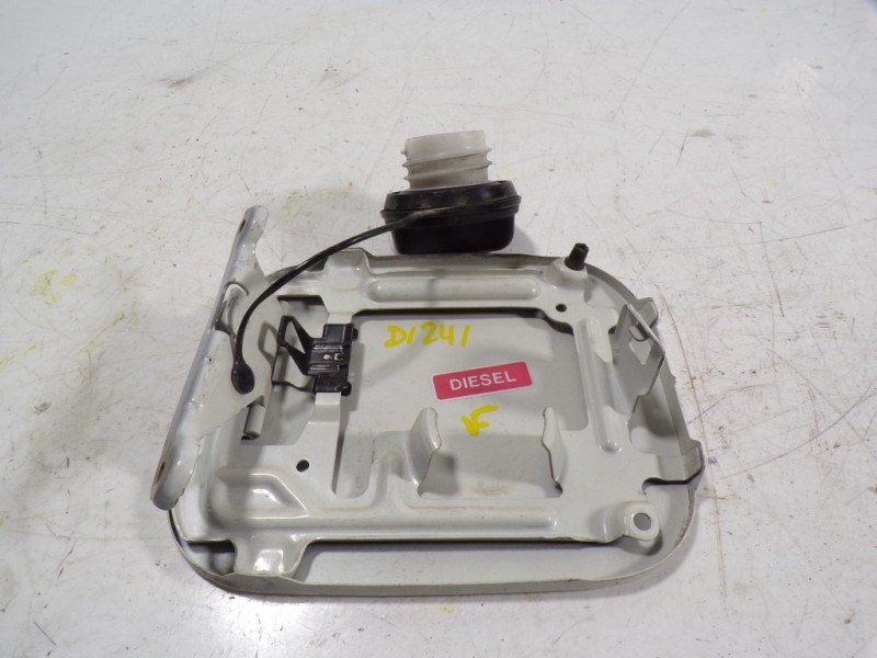 Recambio de tapa combustible para nissan qashqai (j11) 1.6 dci turbodiesel cat referencia OEM IAM G88304EAMA  