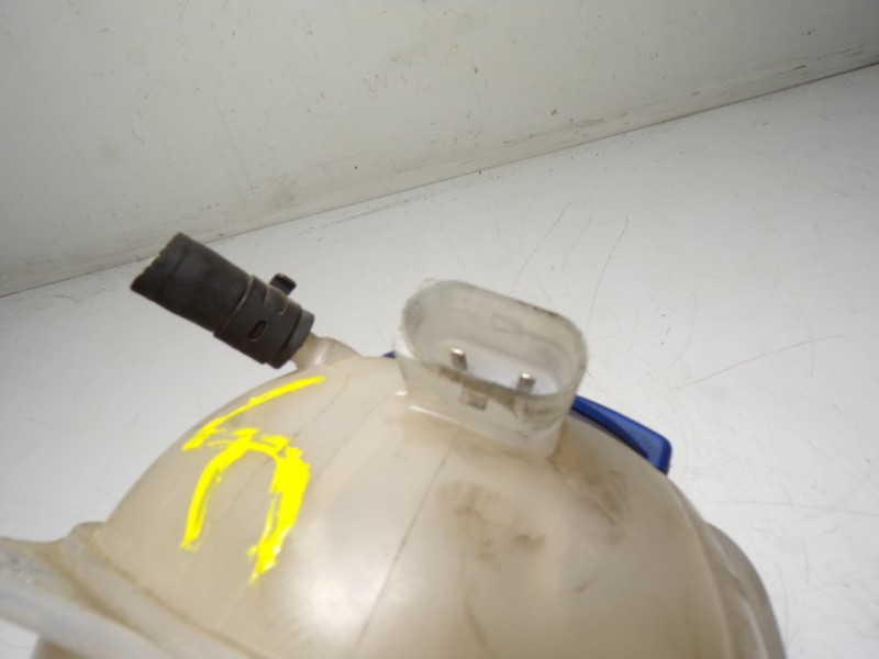 Recambio de deposito expansion para skoda rapid 1.6 tdi dpf referencia OEM IAM 6Q0121407B 6Q0121407B 