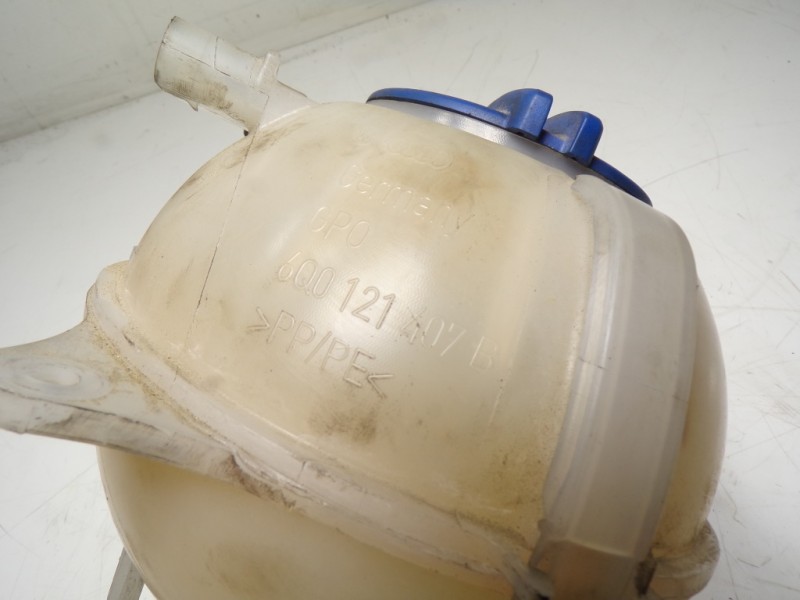 Recambio de deposito expansion para skoda rapid 1.6 tdi dpf referencia OEM IAM 6Q0121407B 6Q0121407B 