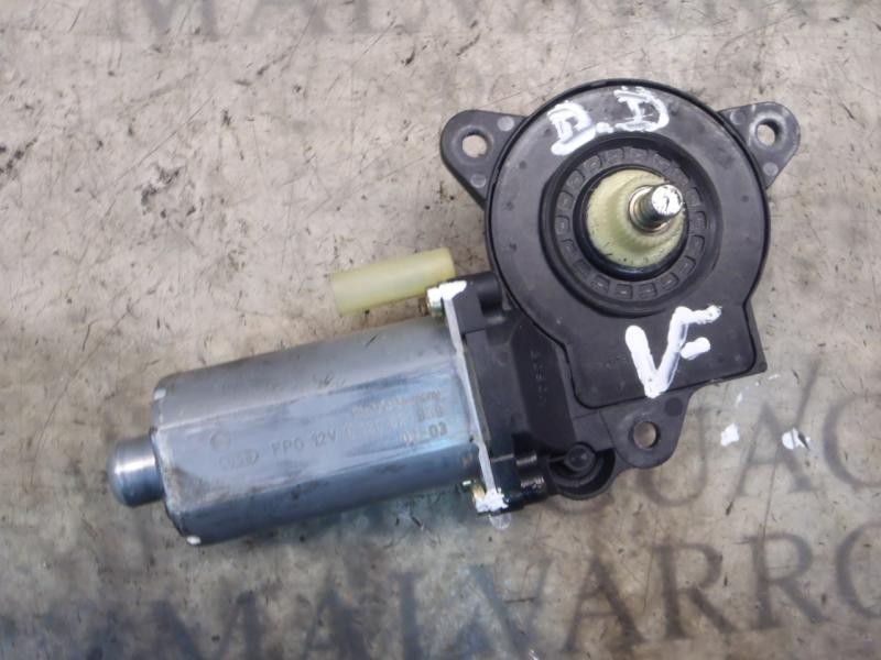 Recambio de motor elevalunas delantero derecho para ford fiesta (cbk) ambiente referencia OEM IAM   