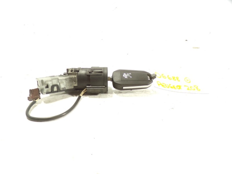 Recambio de antirrobo para peugeot 208 1.2 12v e-vti referencia OEM IAM 1608682880 9663123380 