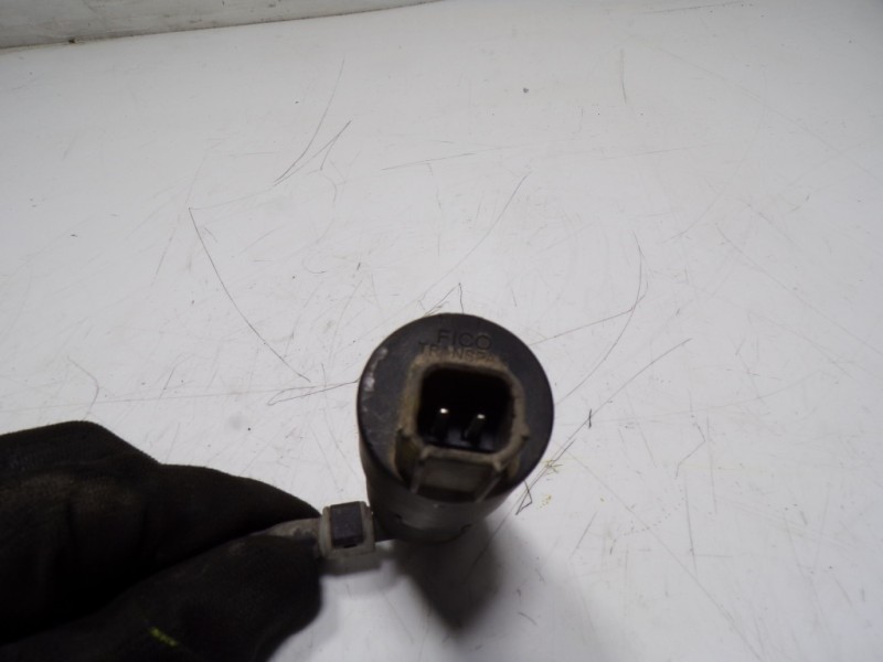 Recambio de bomba limpia para ford transit custom kasten 2.2 tdci cat referencia OEM IAM 1791929  