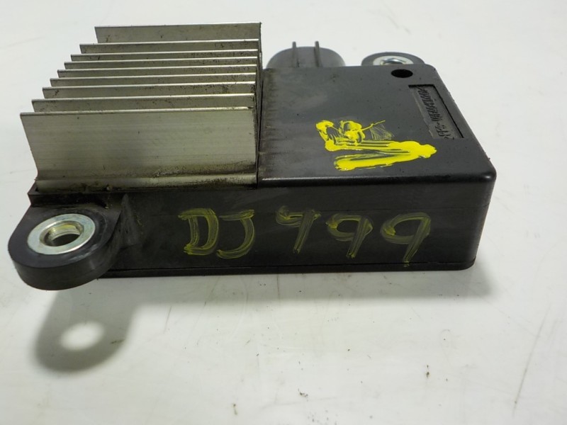 Recambio de resistencia calefaccion para toyota yaris hybrid active referencia OEM IAM 8925712020 8925712020 4993003351