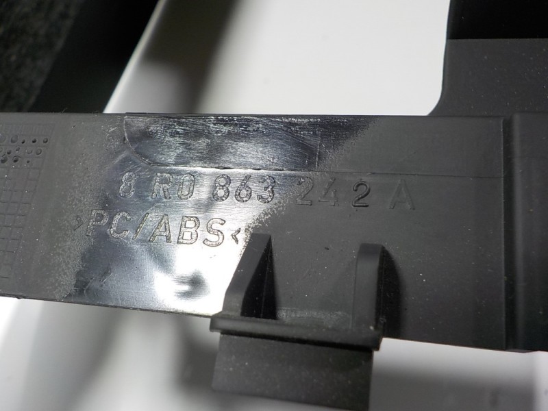 Recambio de apoyabrazos central para audi q5 (8r) 3.0 tdi referencia OEM IAM 8R0864207F25D 8R0863242A 