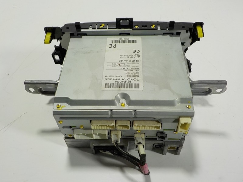 Recambio de sistema navegacion gps para toyota yaris hybrid active referencia OEM IAM 861400D220 861400D220 138000502F101