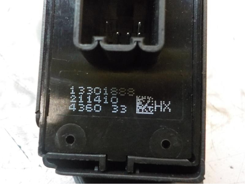 Recambio de mando elevalunas trasero derecho para opel astra j lim. selective referencia OEM IAM 13301888 13301888 